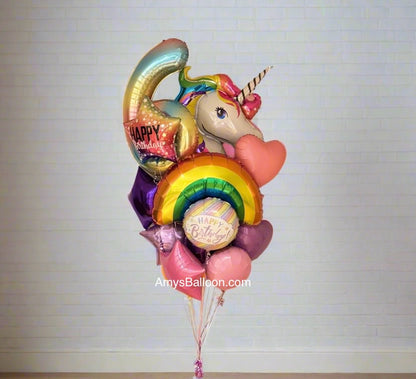 Ramo de globos arcoíris de unicornio